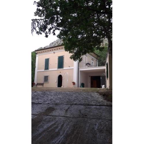 Villa Don Angelo Campobassi