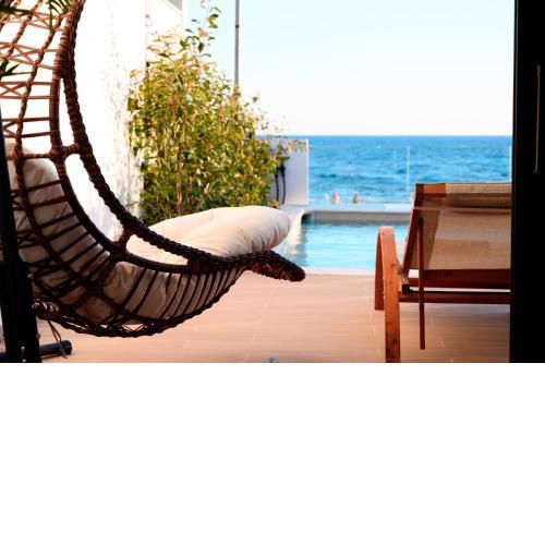 Villa Dorra Coast Suites