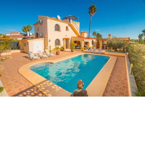 Villa Ebro - PlusHolidays