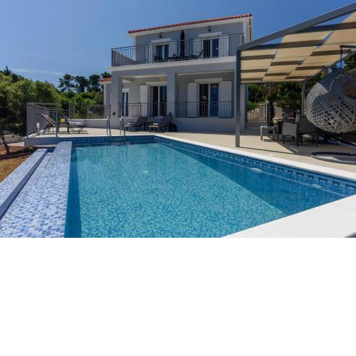 VILLA EKTAMA