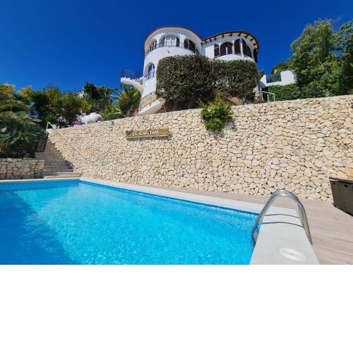 Villa El Capitan by Vamdays