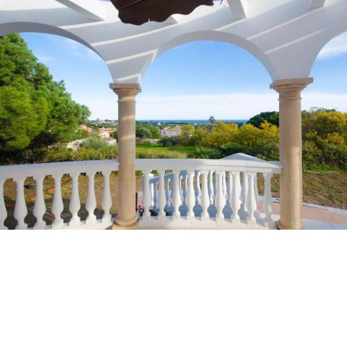 Villa El Dorado