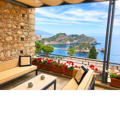VILLA ELEONORA ISOLA BELLA Sea view Small Pool + Jacuzzi
