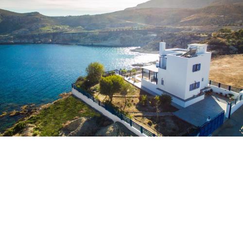 Villa Elias