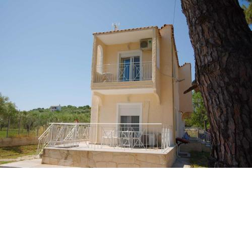Villa Elina by Golden Residence