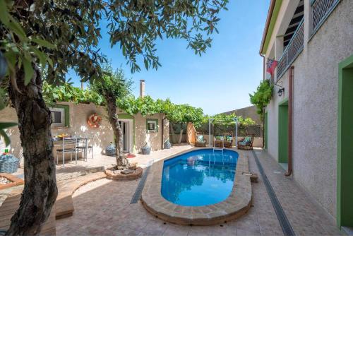 Villa Endeavour