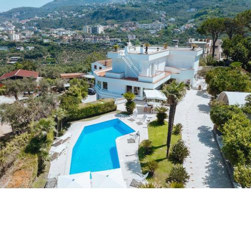 Villa Equense