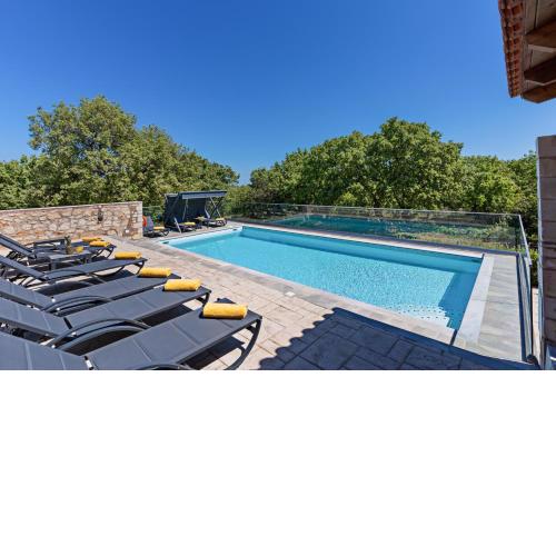 Villa Eris