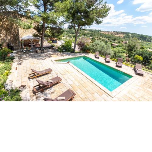 Villa Es Pinar By homevillas360
