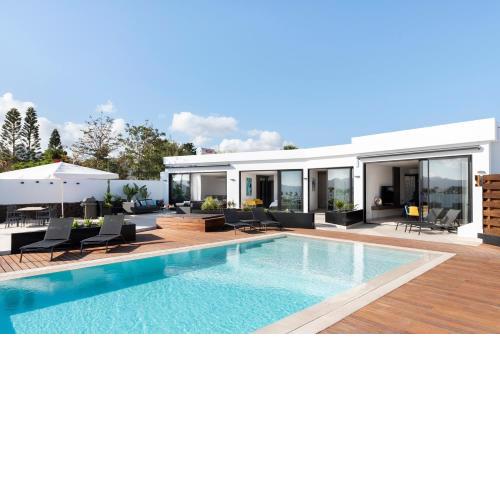 Villa Estelinas - Luxurious 5 Bedroom Villa - Stunning Sea Views - Jacuzzi