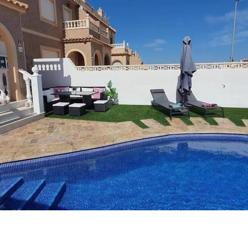 Villa Estrellita - 2 bedroom villa with private pool