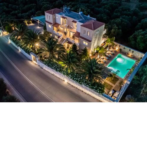 Villa Evie's -Spacious -4 apt'ς -with heated pool