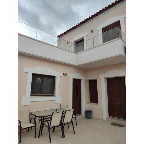Villa Exopoli