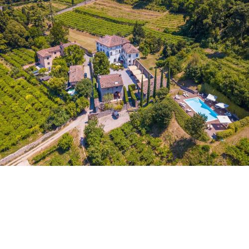 Villa Faccioli Limone With Shared Pool