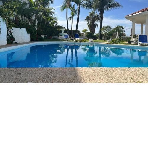 Villa Famosa