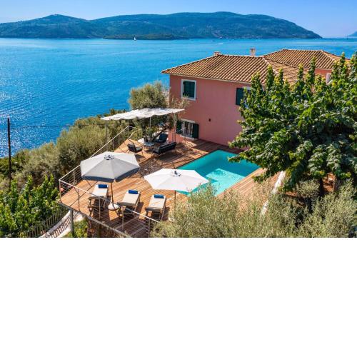 Villa Floisvos Desimi by Villa Plus