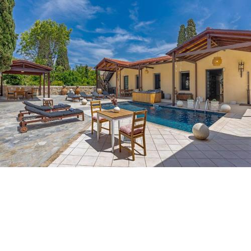 Villa Fluvian
