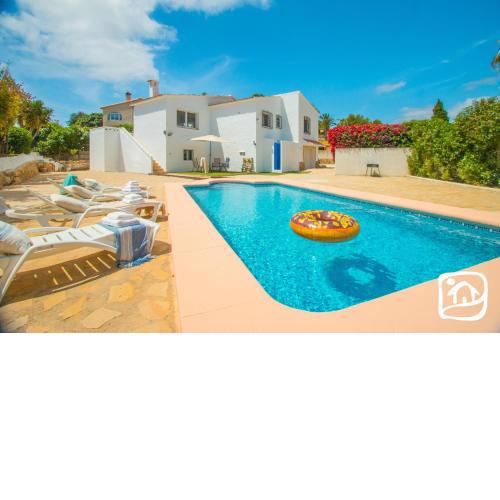 Villa Francisca by Abahana Villas