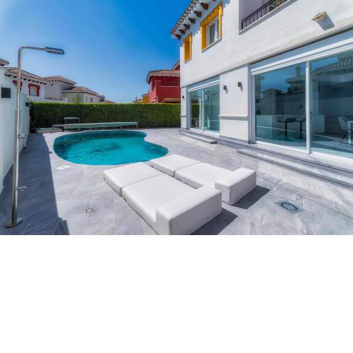 Villa Fresno with Private Pool on gated 5* Mar Menor Golf Resort - 3 Bed/3 shower/WC