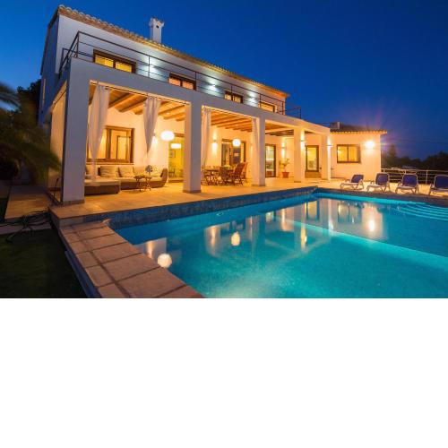 Villa Fustera by Abahana Villas