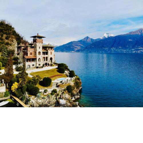 Villa Gaeta luxury apartment sleeps 8 guests