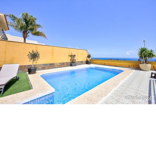 Villa Galasol with heated pool