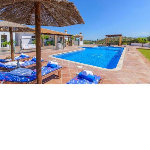 Villa Galiano Guaro by Ruralidays