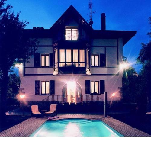 Villa Ganbara