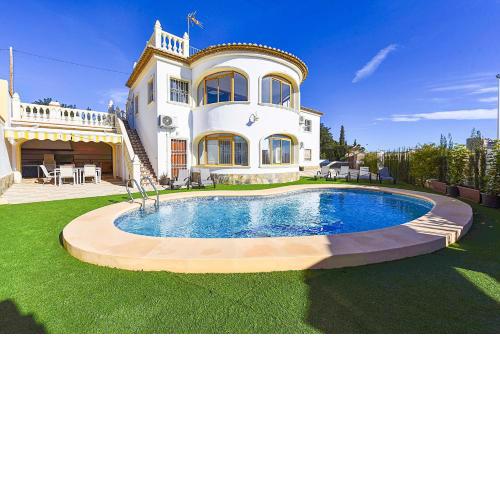 Villa Garrofer - PlusHolidays
