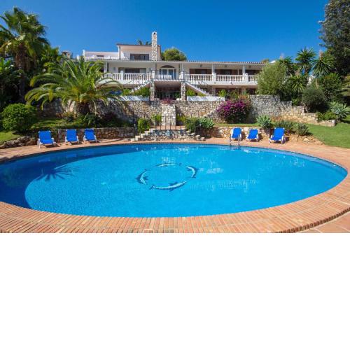 Villa Gema Costa del Sol - Beautiful 14 bed Villa