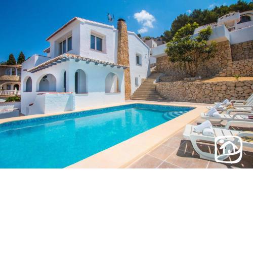 Villa Geminis by Abahana Villas