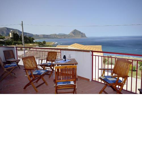 Villa Gina con vista mozzafiato sul golfo di Macari