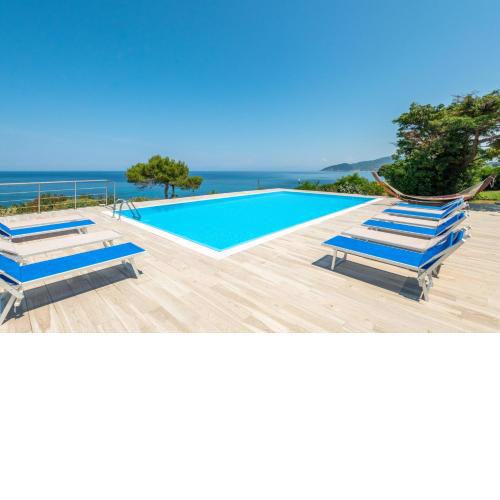 "Villa Gioia Resort" con discesa a mare, piscina esclusiva e parcheggio
