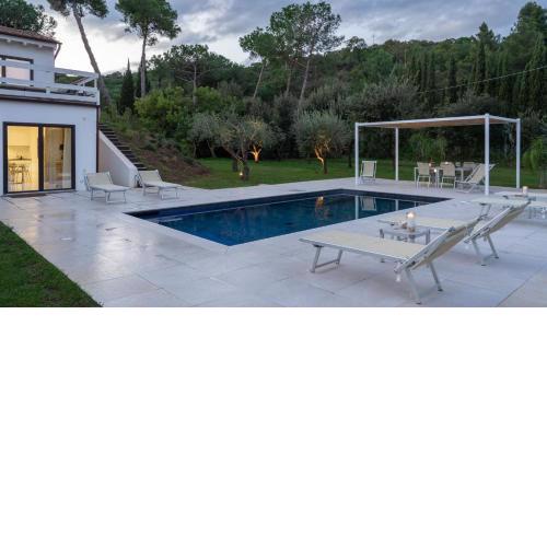 Villa Giomoa 8, Emma Villas