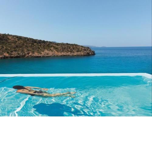 VILLA GIRASOLI SWIMMING POOL for 6 guests NATURE IN THE BAY
