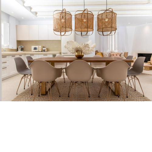 Villa Gold & White