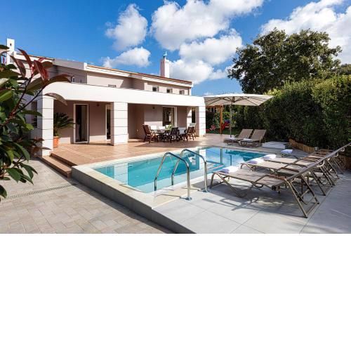 Villa Gold