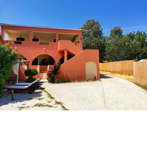 VILLA GREEN VALLEY
