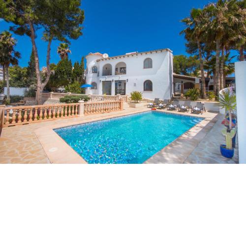 Villa Green Views by Abahana Villas