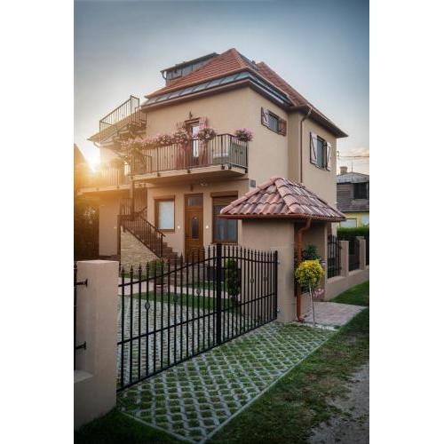 Villa Gréta Balatonmáriafürdő