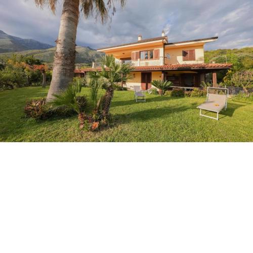Villa Gundi
