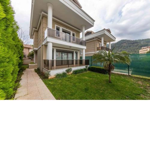 Villa Gunes 2 Icmeler Daily Weekly Rentals