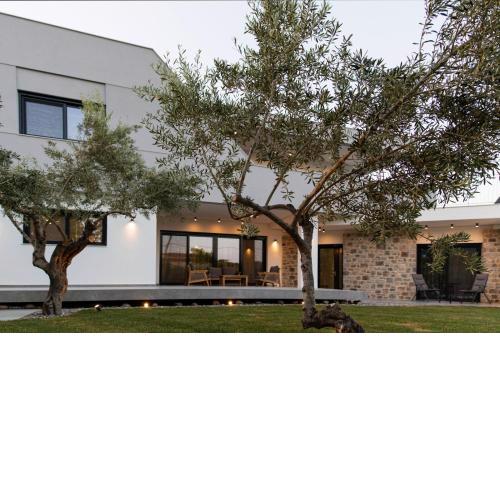 Villa Hara