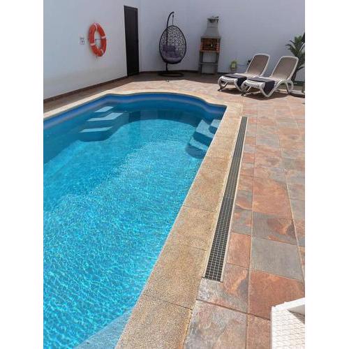 Villa Hola