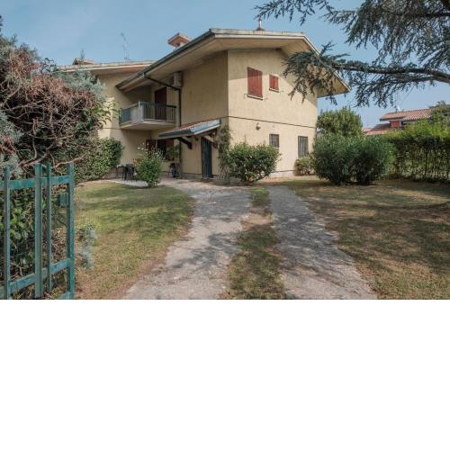 Villa Ida - 2 bedrooms apartment with private garden