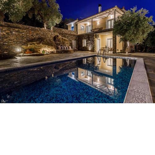 VILLA IFIGENEIA SKOPELOS με πισίνα και υπέροχη θέα