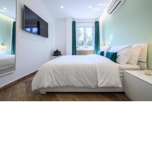 Villa In Bed