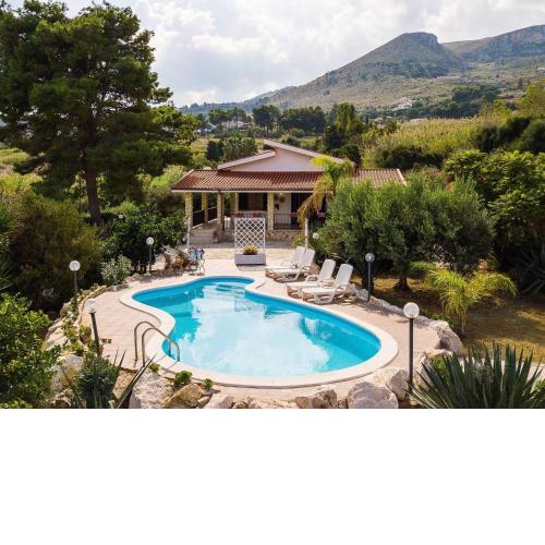 Villa in Castellammare del Golfo with private pool