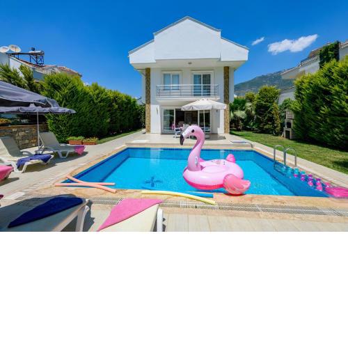 Villa in Center Location for 6 People, Fethiye Ölüdeniz - Awz186