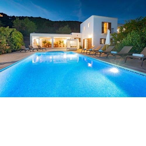 Villa in Ibiza Town, sleeps 12 to 14 - Can Monte